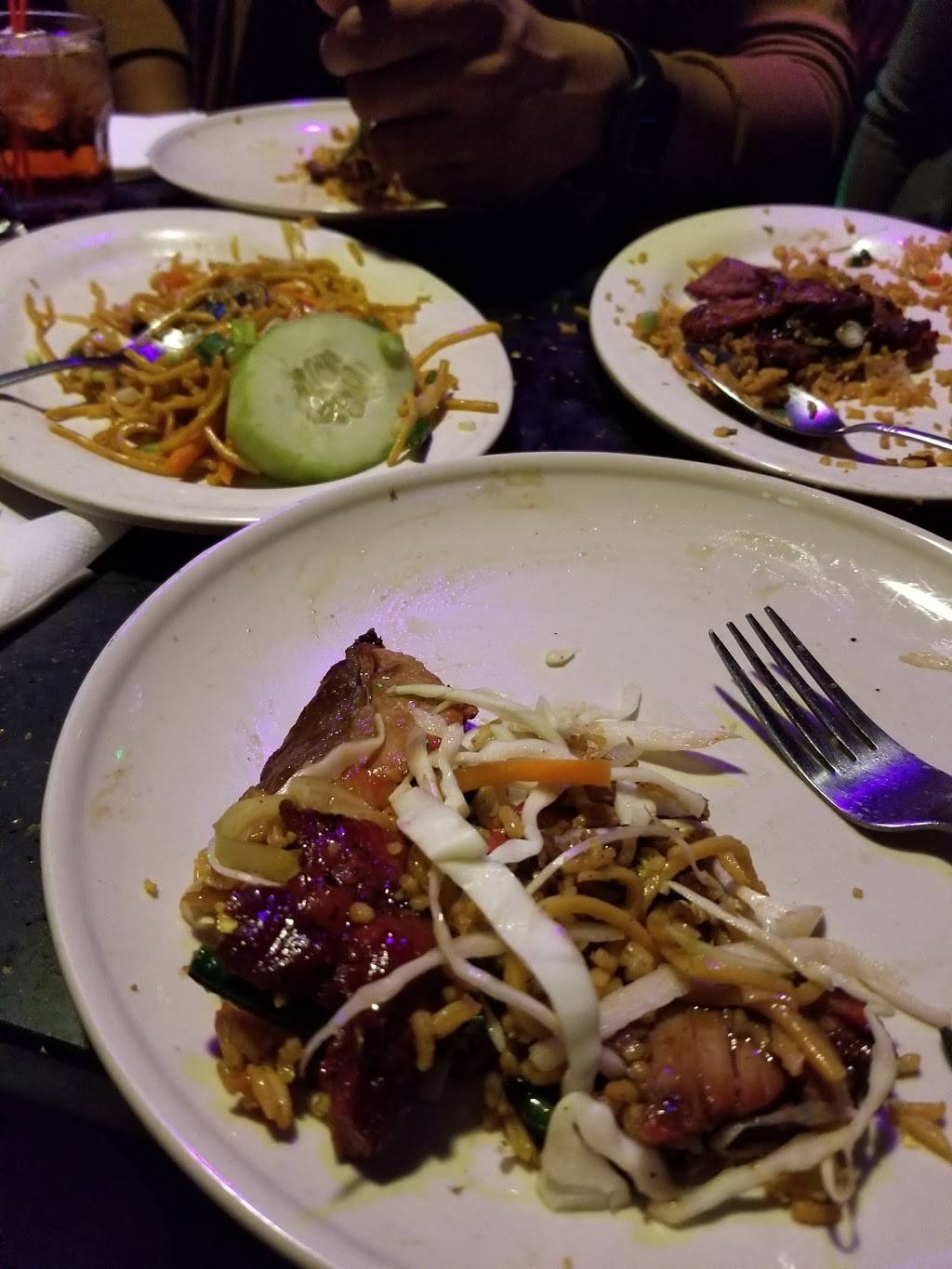 Johnnys | restaurant | 10709 Rockaway Blvd, Ozone Park, NY 11417, USA | 7188353035 OR +1 718-835-3035