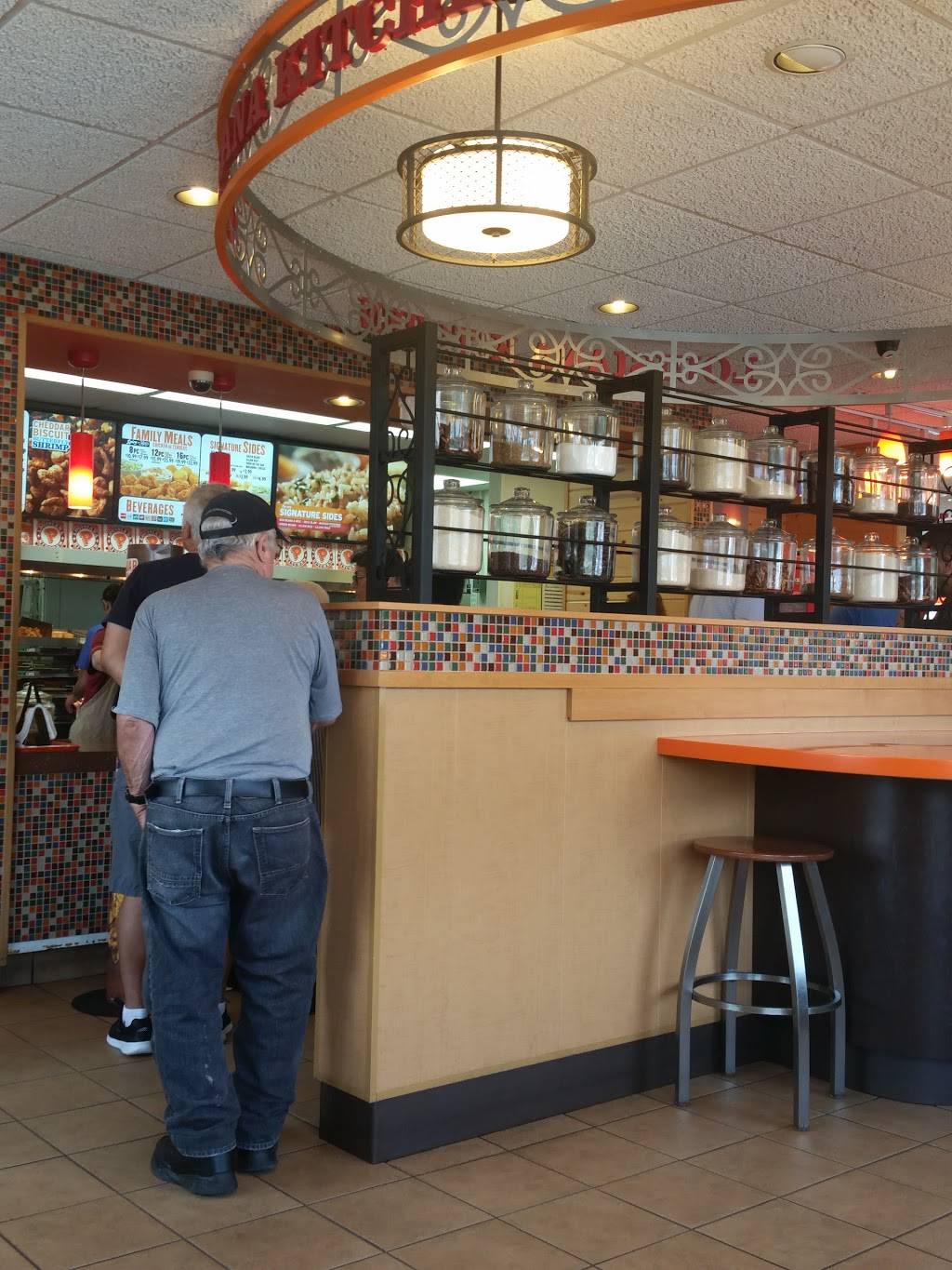 Popeyes Louisiana Kitchen | restaurant | 1700 Capitol Trail, Newark, DE 19711, USA | 3027315755 OR +1 302-731-5755