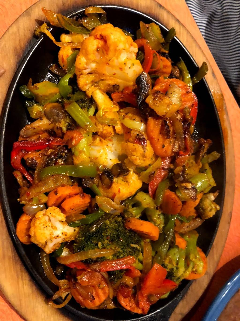 Mi Pueblo Taqueria | restaurant | 905 Grant Ave, Novato, CA 94945, USA | 4158780122 OR +1 415-878-0122