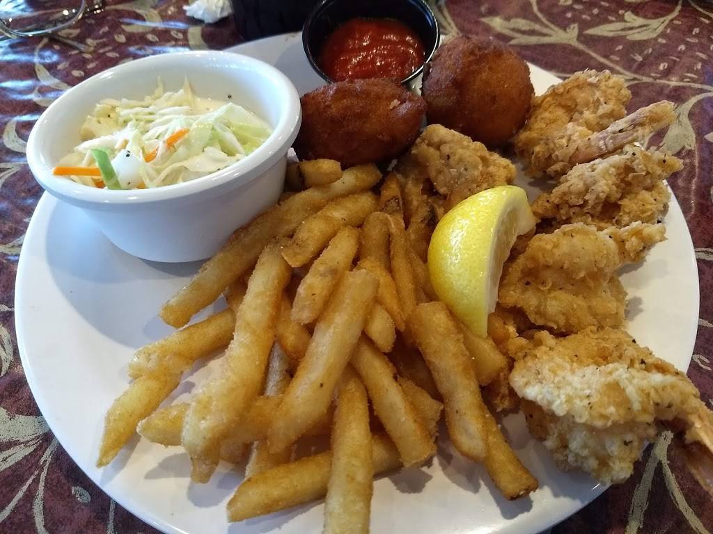 Tanasi Bar & Grill | restaurant | 450 Clubhouse Point, Loudon, TN 37774, USA | 8654589392 OR +1 865-458-9392