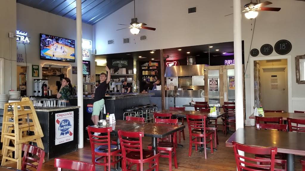 McClains Pizzeria | restaurant | 115 Girod St, Mandeville, LA 70448, USA | 9857780955 OR +1 985-778-0955