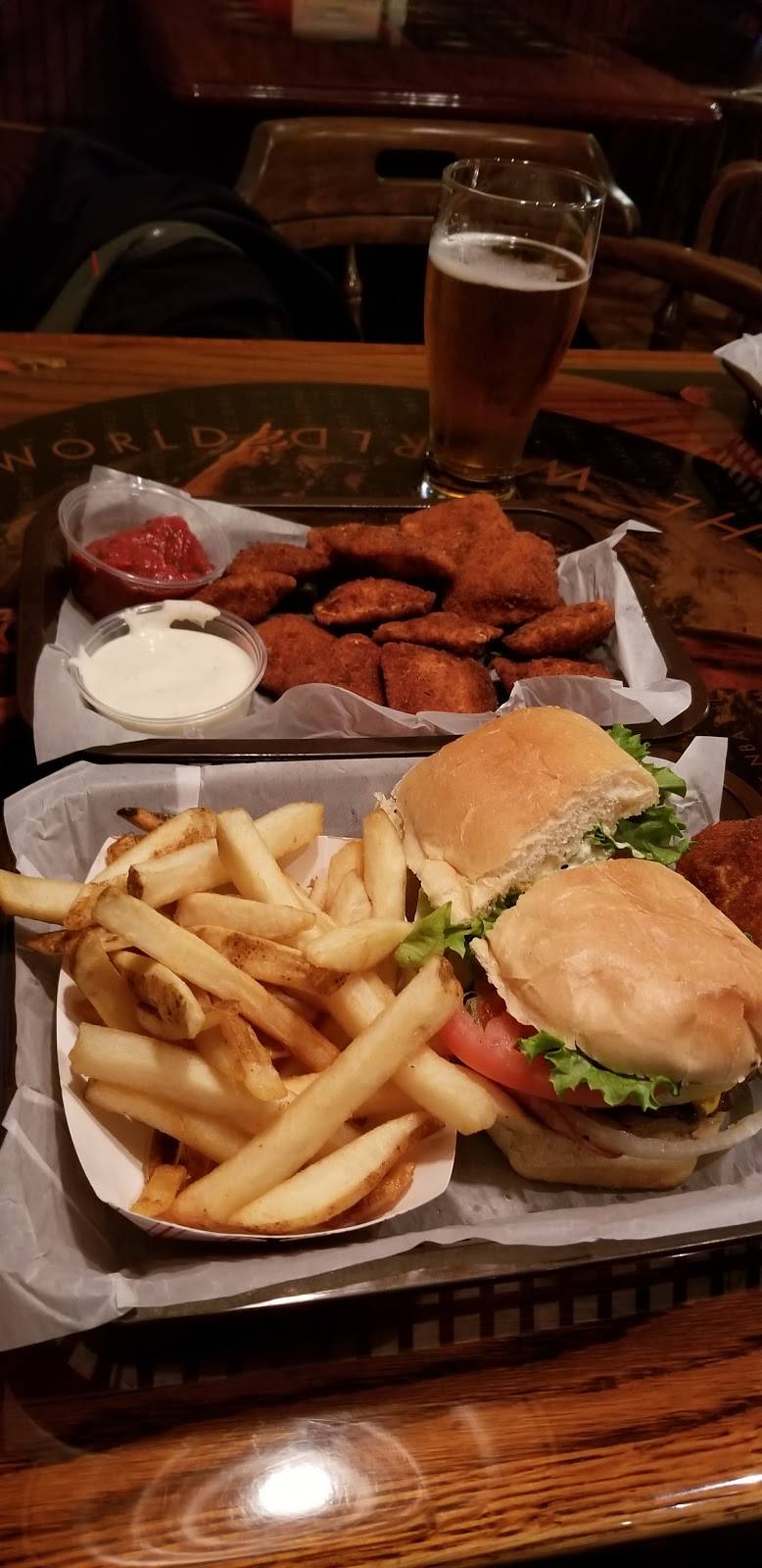 Jakes of Saratoga | restaurant | 12175 Saratoga Sunnyvale Road Suite"E", Saratoga, CA 95070, USA | 4082575858 OR +1 408-257-5858