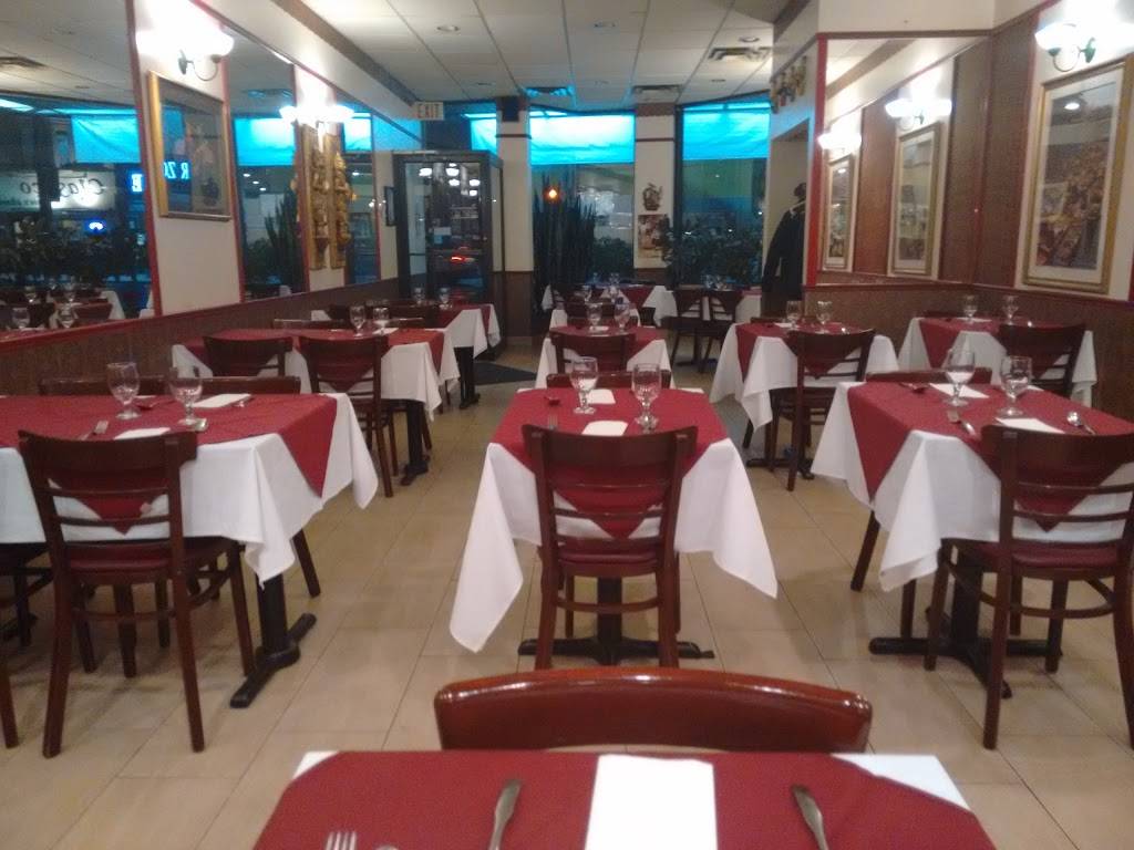 Sorn Thai Restaurant | restaurant | 2550 Yonge St, Toronto, ON M4P 2J2, Canada | 4163223563 OR +1 416-322-3563