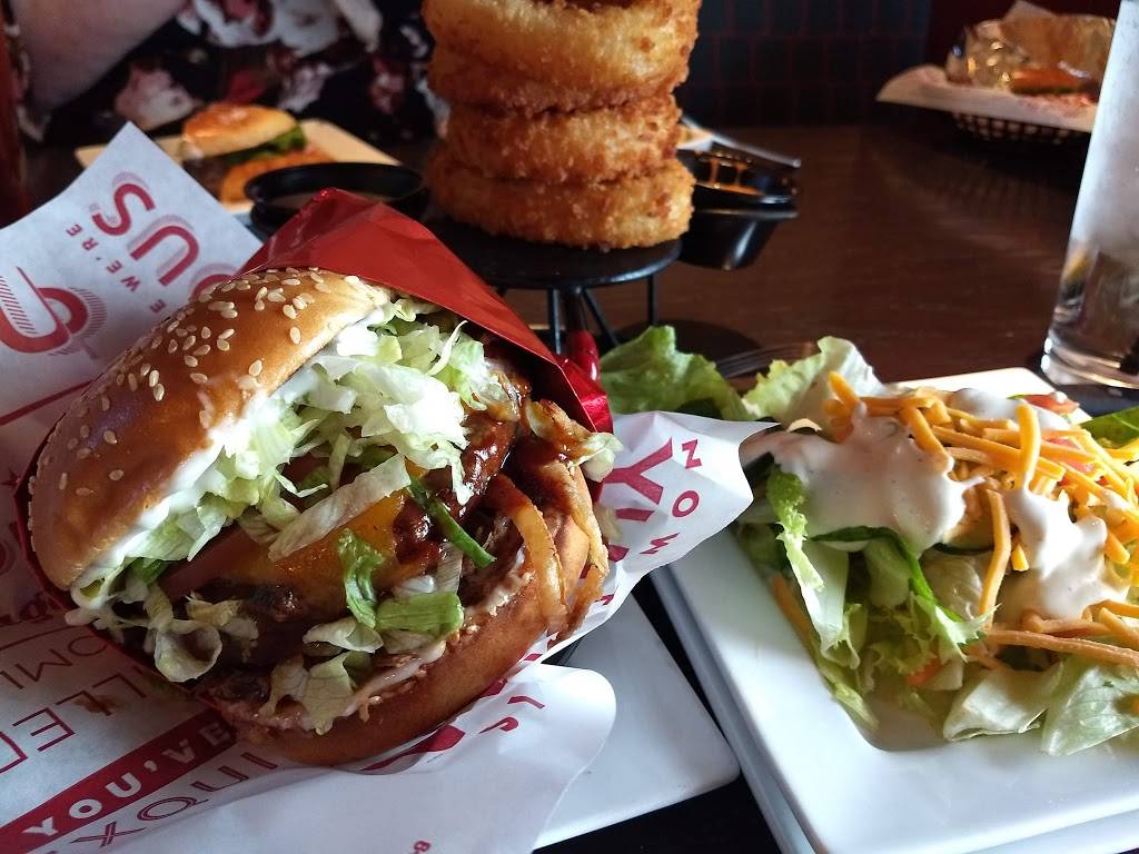 Red Robin Gourmet Burgers and Brews | restaurant | 1025 Vann Dr, Jackson, TN 38305, USA | 7316641940 OR +1 731-664-1940