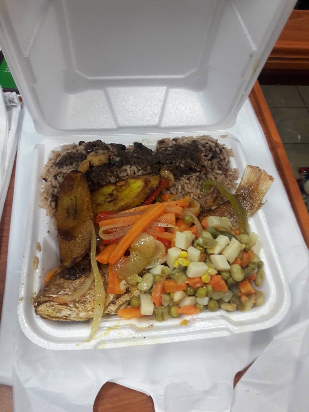 Jamaican Cafe Cuisine | restaurant | 1639 Pulaski Hwy, Bear, DE 19701, USA | 3023658303 OR +1 302-365-8303