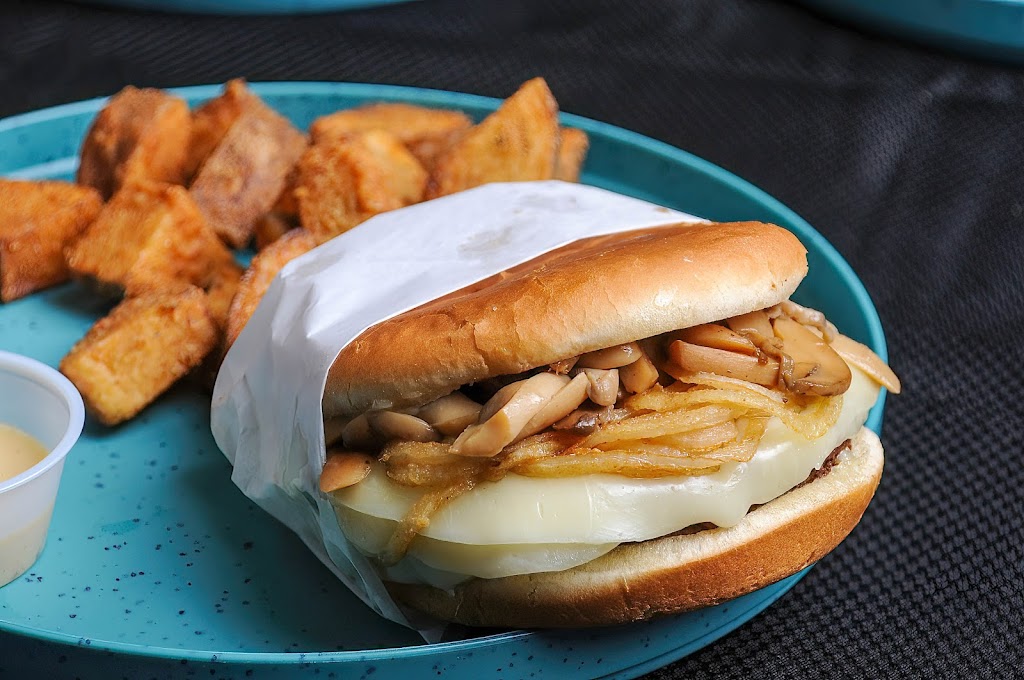 Munchies wings and grill | restaurant | 4709 Tuckaseegee Rd unit 7, Charlotte, NC 28208, USA | 9803714644 OR +1 980-371-4644