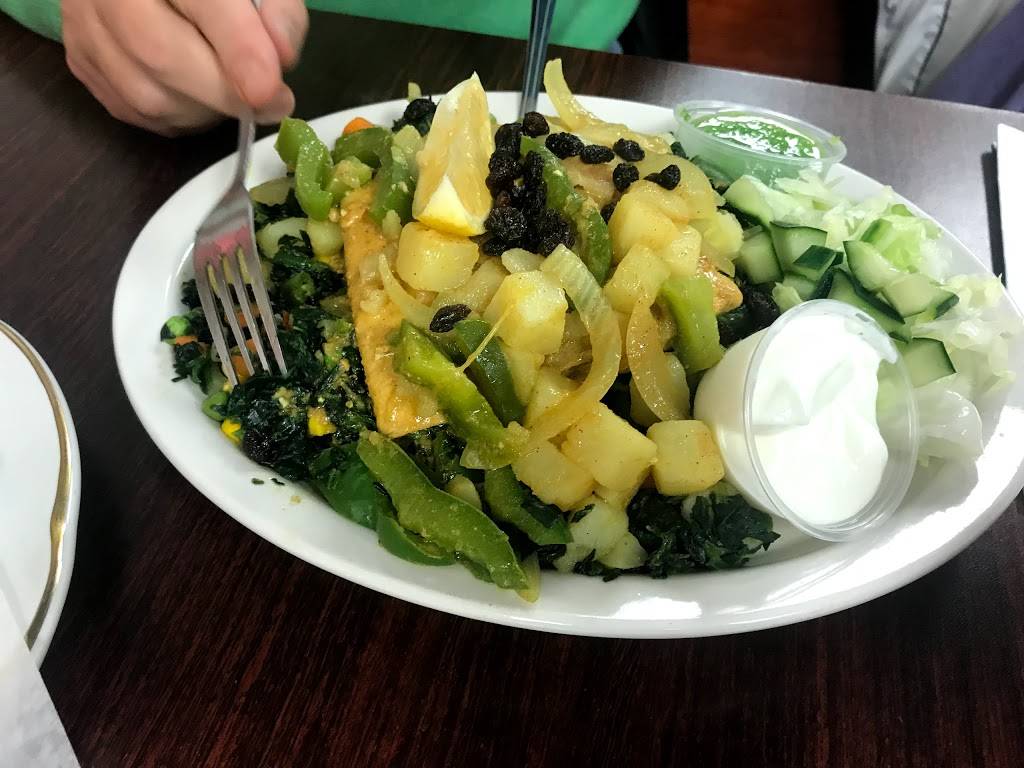 Blue Star Cafe | restaurant | 1619 N Farwell Ave, Milwaukee, WI 53202, USA | 4142739744 OR +1 414-273-9744