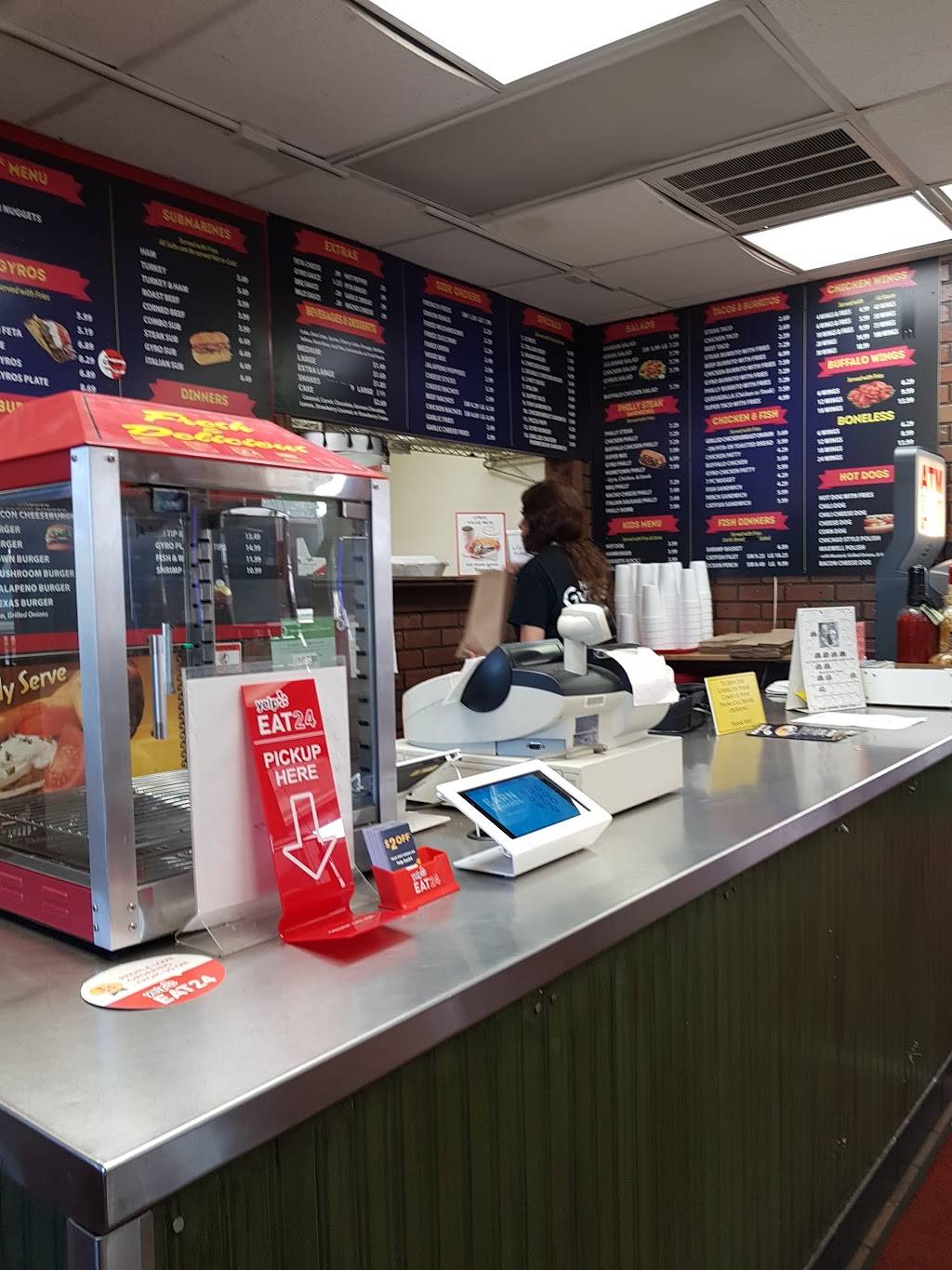 Hometown Gyros | restaurant | 2550 E Sauk Trail, Sauk Village, IL 60411, USA | 7087576864 OR +1 708-757-6864