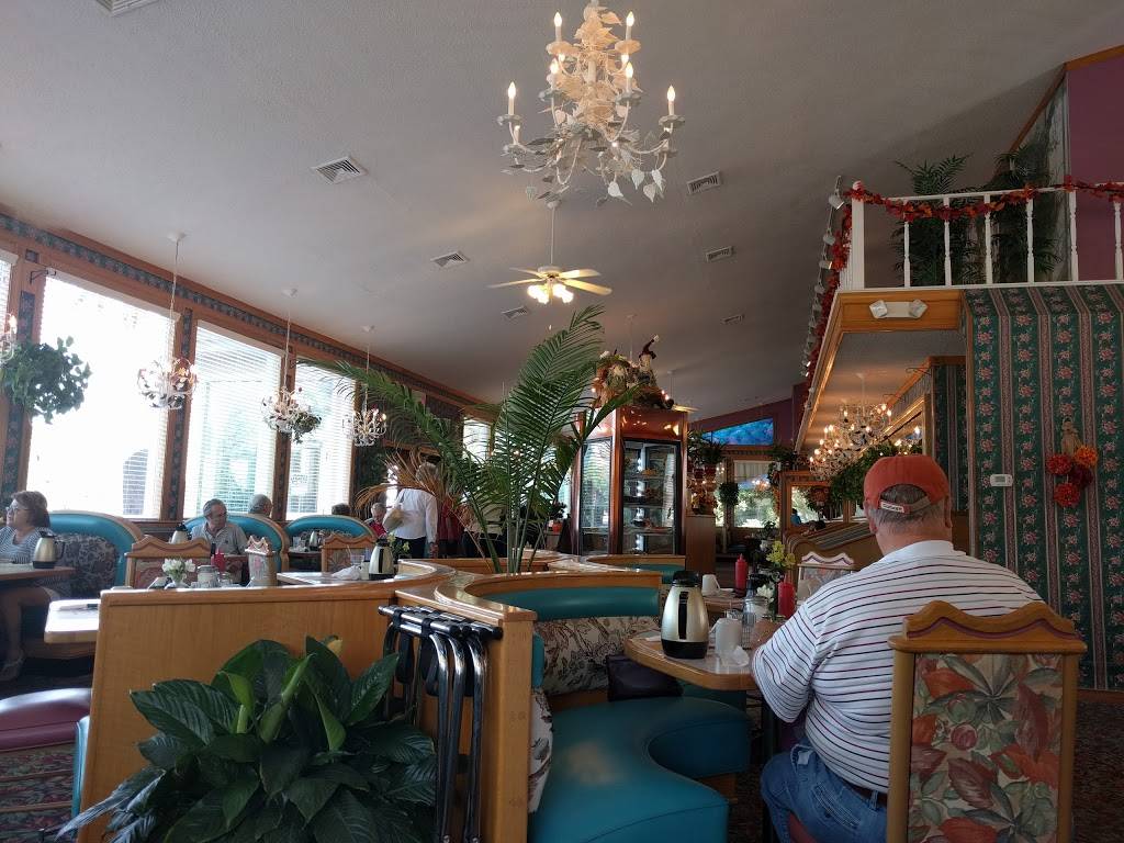 Spring House Family Restaurant | restaurant | 3841 US-17 BUS, Murrells Inlet, SC 29576, USA | 8433572785 OR +1 843-357-2785