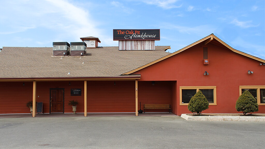 The Oak Pit Steakhouse and Bar | restaurant | 615 N Main St, Porterville, CA 93257, USA | 5597842136 OR +1 559-784-2136