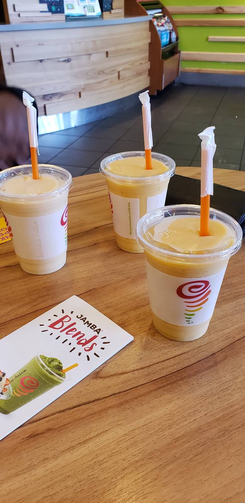 Jamba Juice Chula Vista Center | restaurant | 555 Broadway #135, Chula Vista, CA 91910, USA | 6194099840 OR +1 619-409-9840