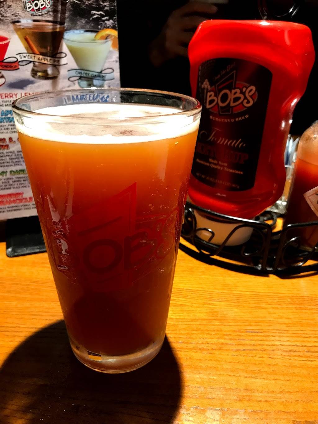 Bobs Burgers & Brew Burlington | night club | 9394 Old Hwy 99 North Rd, Burlington, WA 98233, USA | 3607579097 OR +1 360-757-9097