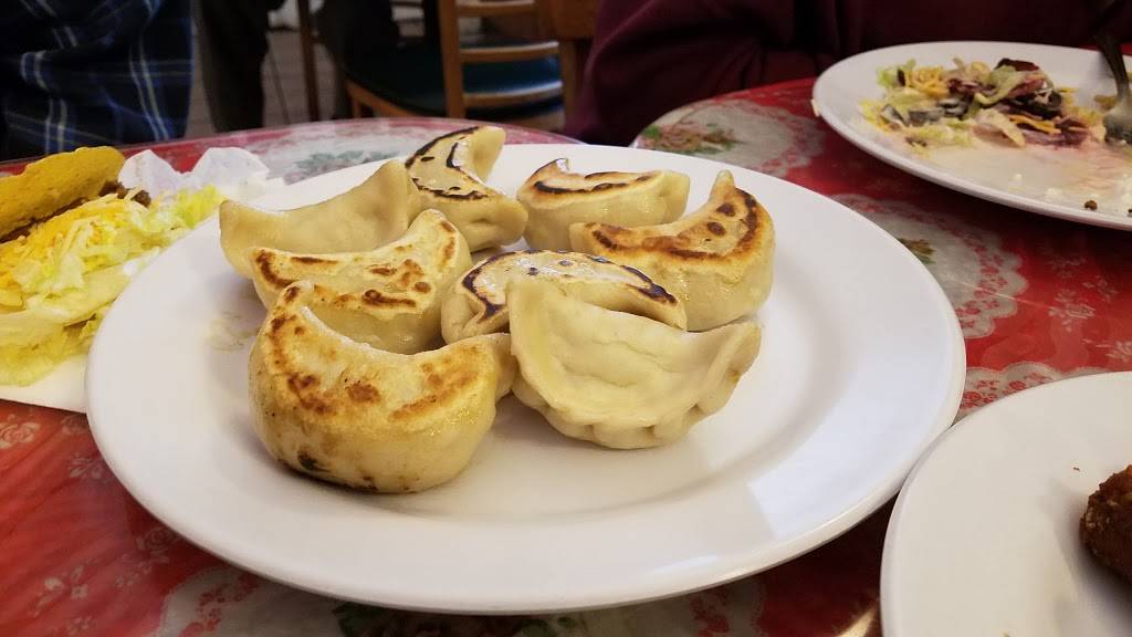 Gong Restaurant | restaurant | 140 E Harding Way, Stockton, CA 95204, USA | 2094640953 OR +1 209-464-0953