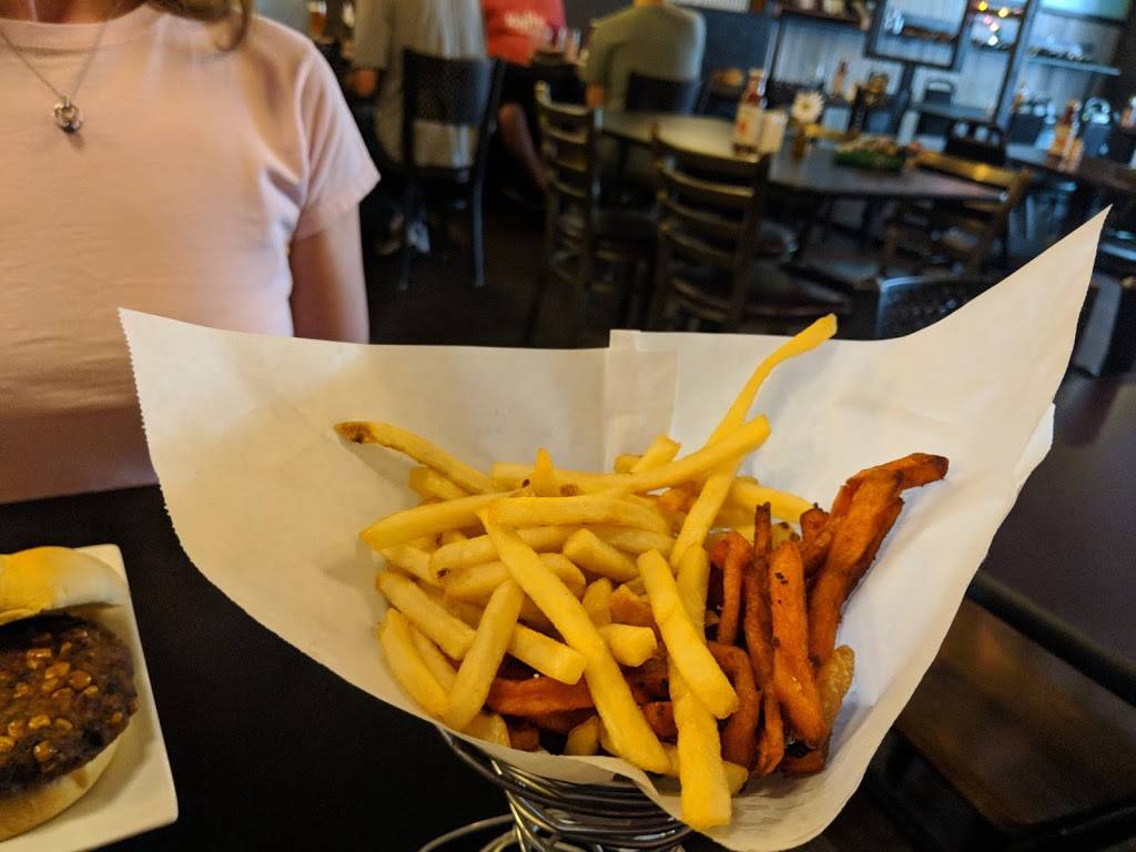 Instant Karma | restaurant | 527 S Main St, Joplin, MO 64801, USA | 4172063647 OR +1 417-206-3647