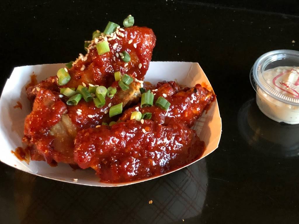 Wing Wings | restaurant | 422 Haight St, San Francisco, CA 94117, USA | 4158345001 OR +1 415-834-5001