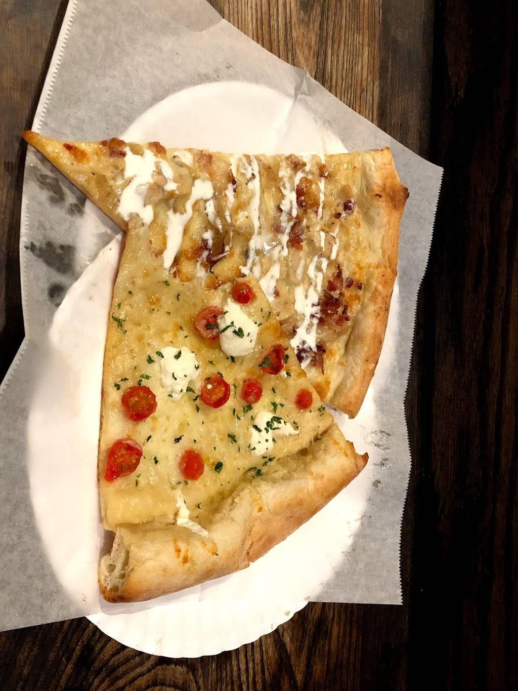 Mr. Moto Pizza House | restaurant | 4653 Mission Blvd, San Diego, CA 92109, USA | 8584900501 OR +1 858-490-0501