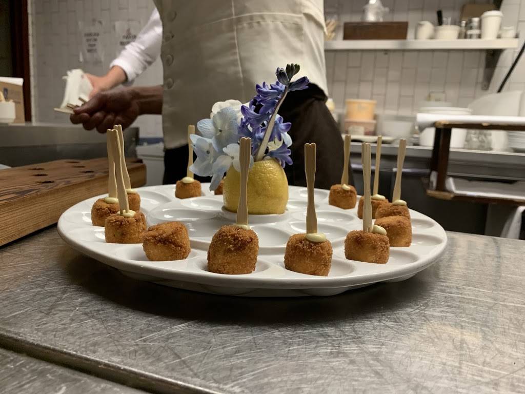 Roes Catering Service NY | restaurant | 111-23 173rd St, Jamaica, NY 11433, USA | 3473147279 OR +1 347-314-7279