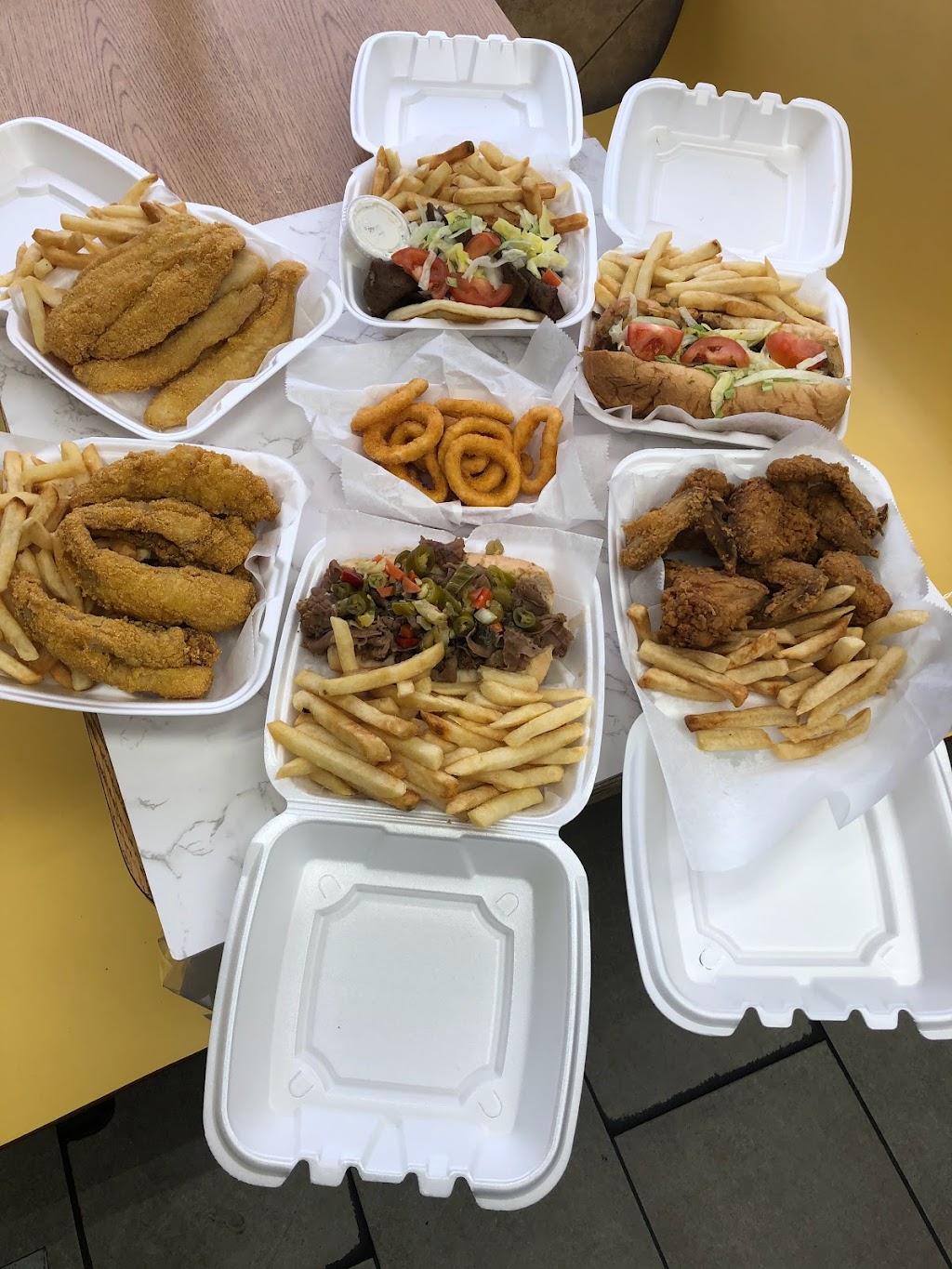 Mr tasty Fish and chicken | restaurant | 9454 S Cottage Grove Ave, Chicago, IL 60619, USA | 7732179090 OR +1 773-217-9090