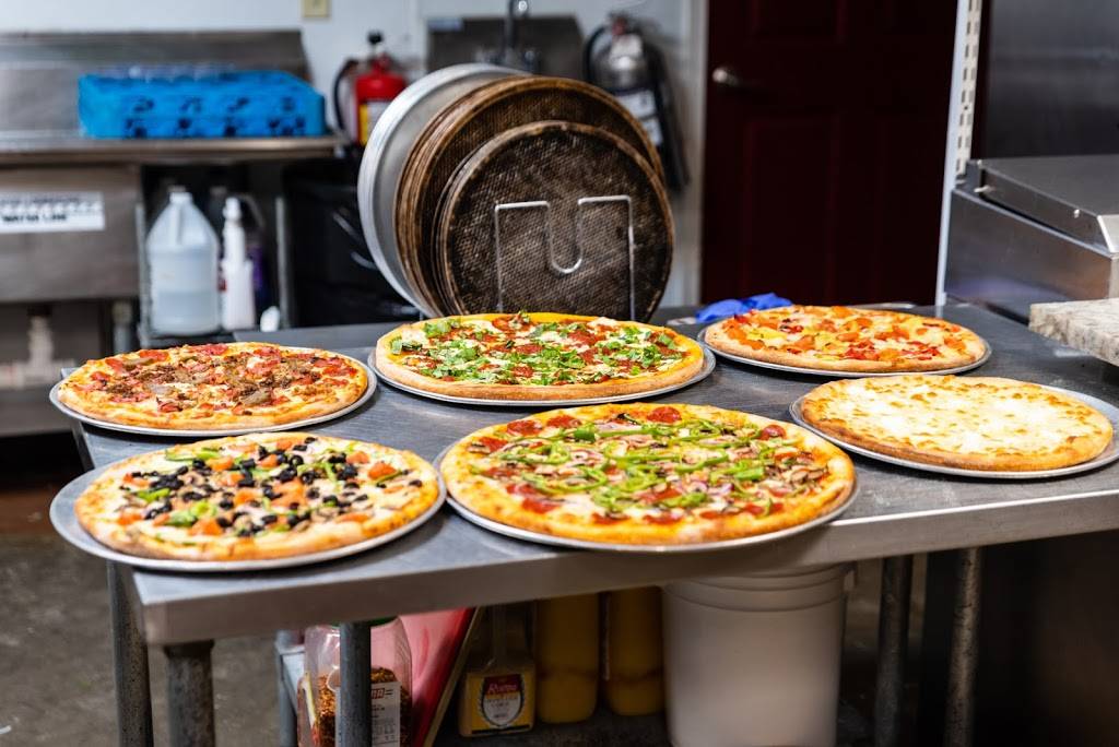 Vitos Pizza Pie | meal delivery | 4741 Spotswood Trail, Keezletown, VA 22832, USA | 5404338486 OR +1 540-433-8486