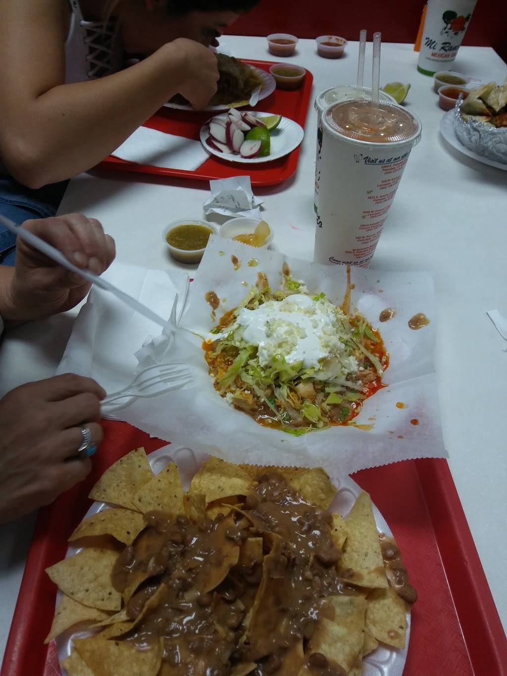 Mi Ranchito | restaurant | 1060 E Palmdale Blvd #101, Palmdale, CA 93550, USA | 6612732135 OR +1 661-273-2135