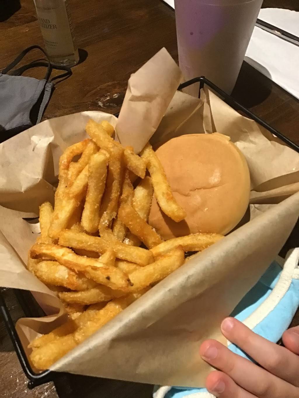 Froggys grub and pub | restaurant | 2902 N Navarro St, Victoria, TX 77901, USA | 3615797256 OR +1 361-579-7256