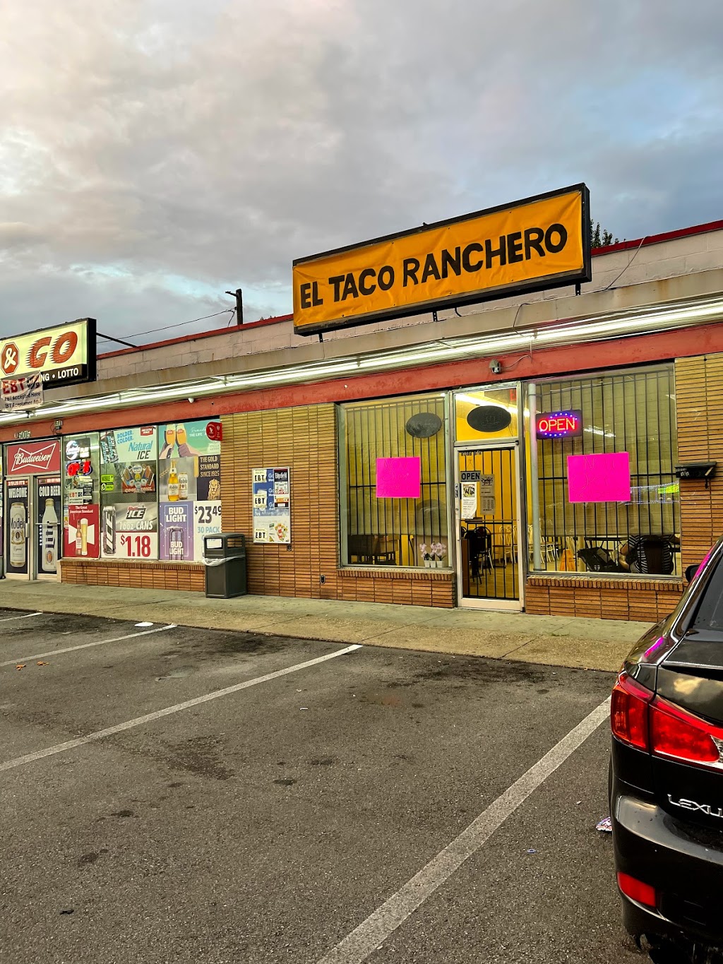 EL TACO RANCHERO | restaurant | 5015 Poplar Level Rd, Louisville, KY 40219, USA | 5023840022 OR +1 502-384-0022
