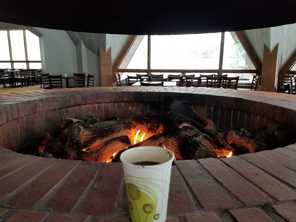 Roundhouse | restaurant | 12000 Big Cottonwood Canyon Rd building 14, Solitude, UT 84121, USA | 8015341400 OR +1 801-534-1400