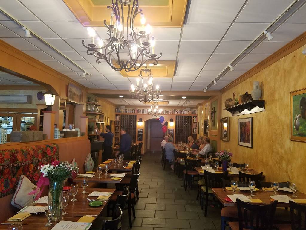 Chef Luis Restaurant | restaurant | 129 Elm St, New Canaan, CT 06840, USA | 2039725847 OR +1 203-972-5847