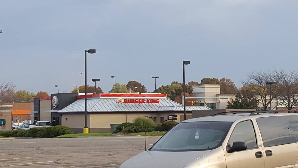 Burger King | restaurant | 290 Howe Ave, Cuyahoga Falls, OH 44221, USA | 3309280515 OR +1 330-928-0515
