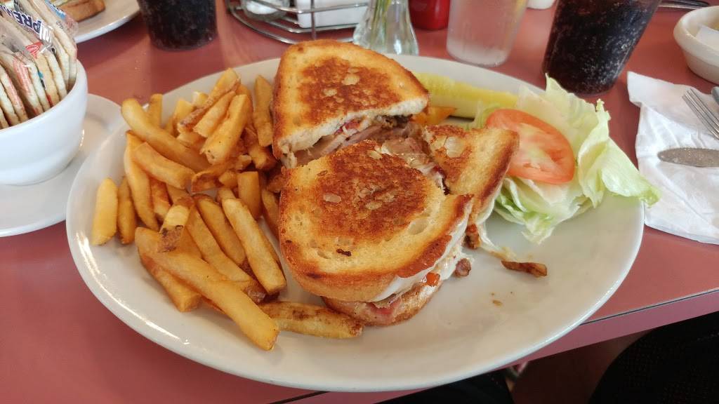 Morris Diner & Pancake House | restaurant | 1920 N Division St, Morris, IL 60450, USA | 8159426887 OR +1 815-942-6887