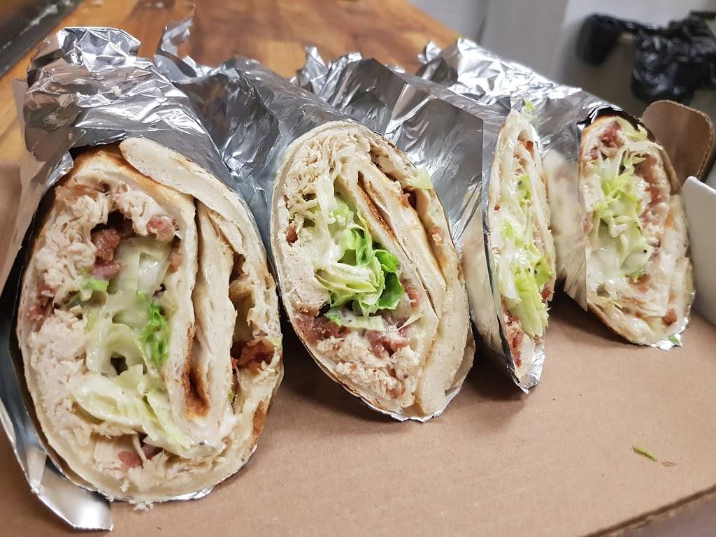 Gio Pizza | restaurant | 1896 Prince of Wales Dr, Nepean, ON K2C 3W9, Canada | 6132247700 OR +1 613-224-7700