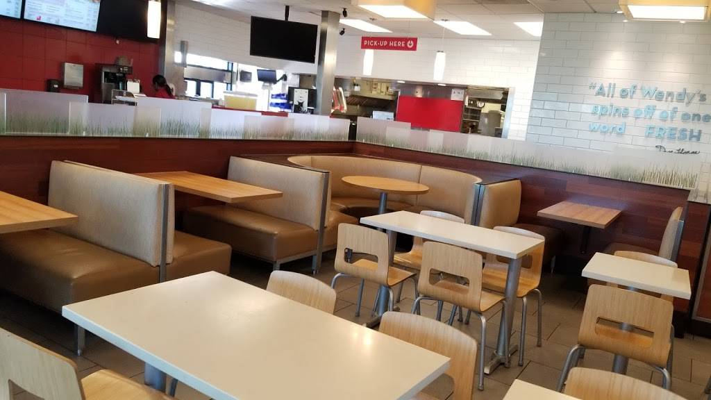 Wendys | restaurant | 949 N Wesleyan Blvd, Rocky Mount, NC 27804, USA | 2529853440 OR +1 252-985-3440