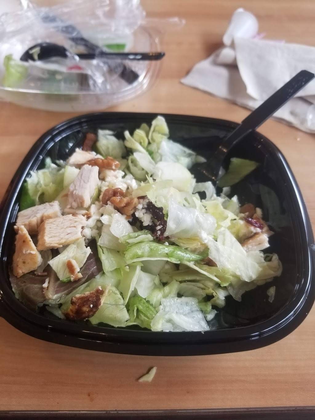 Wendys | restaurant | 2004 N High St, Columbus, OH 43201, USA | 6142999840 OR +1 614-299-9840