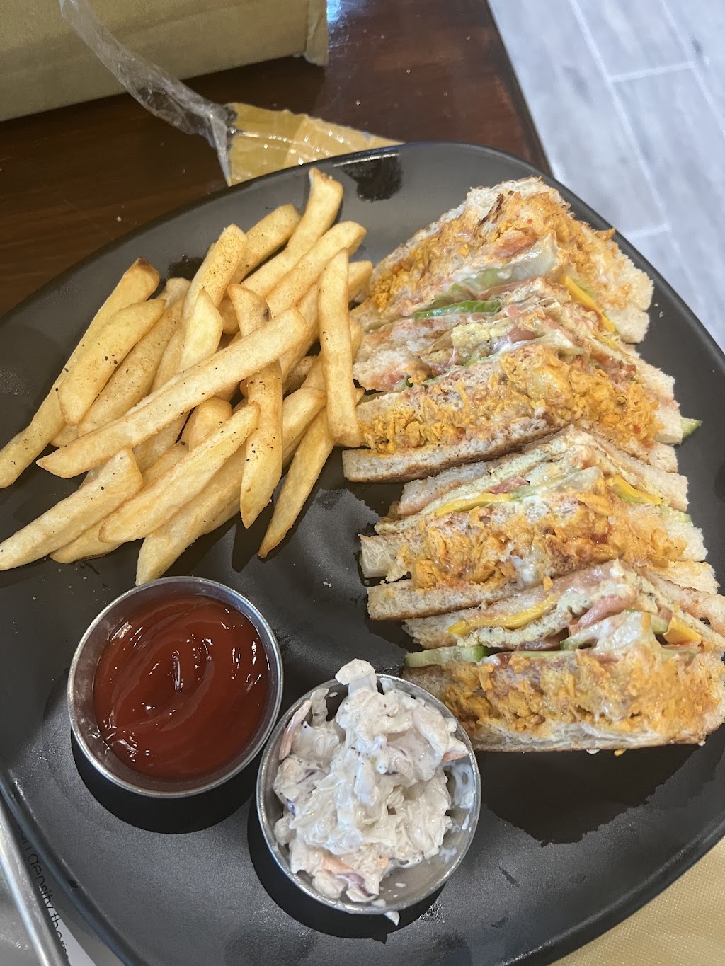 Sheesh Eatery & Lounge | restaurant | 4707 TX-121, The Colony, TX 75056, USA | 9723587937 OR +1 972-358-7937