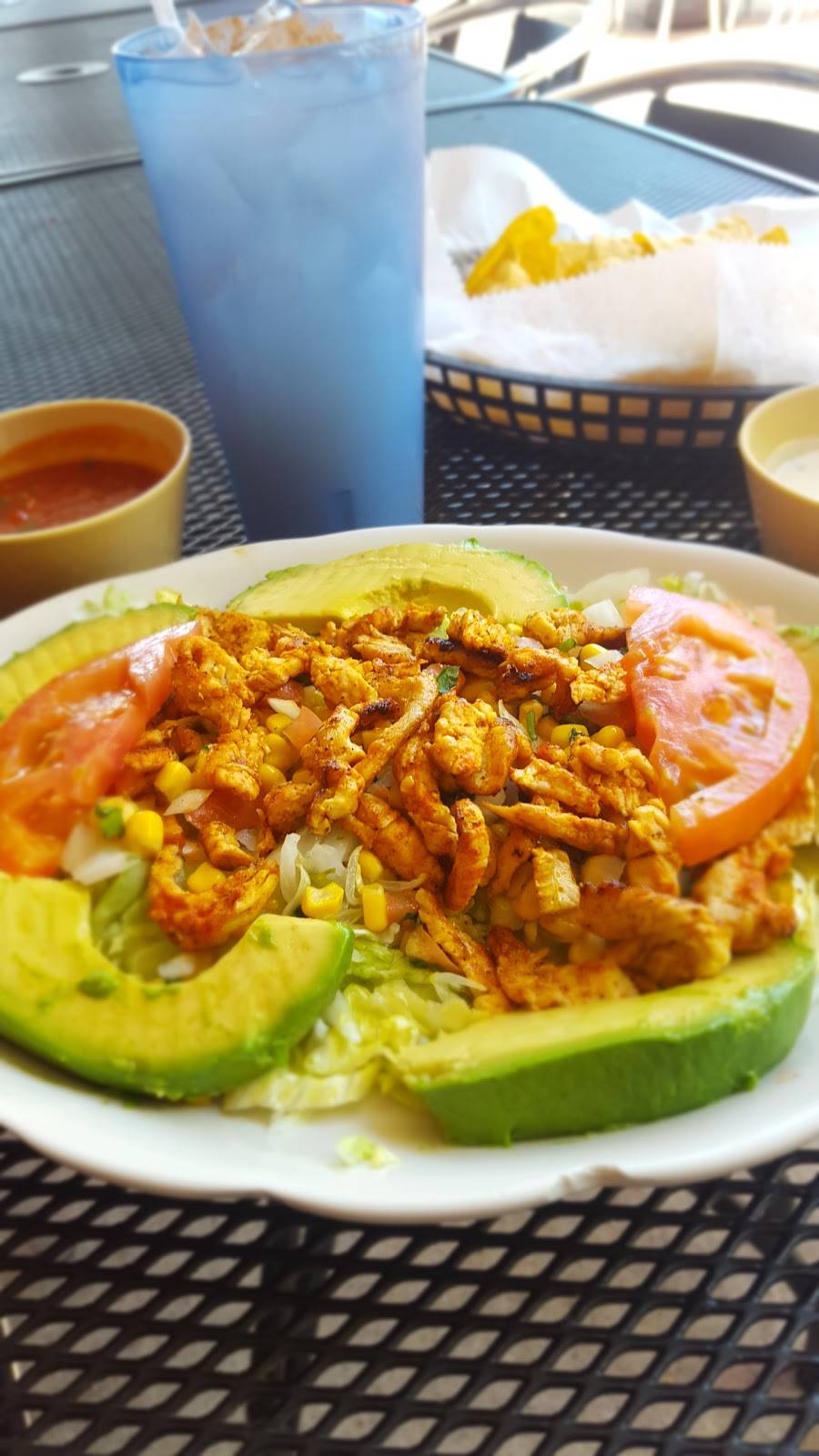 El Caporal Mexican Restaurant | restaurant | 241 Charles H Dimmock Pkwy, Colonial Heights, VA 23834, USA | 8045208492 OR +1 804-520-8492