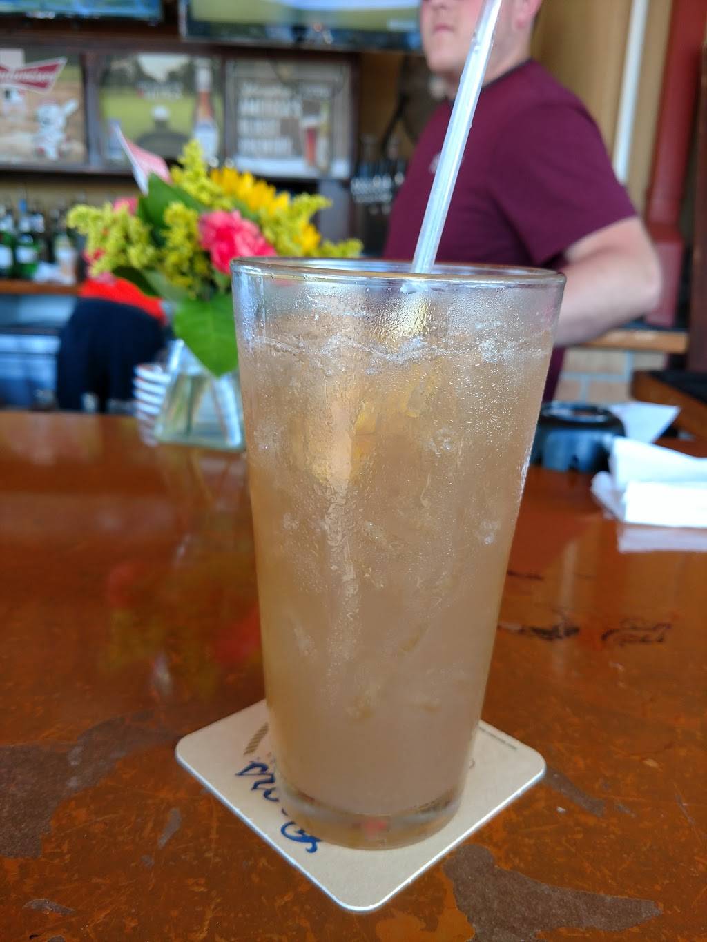 TJ Chumps | restaurant | 6331, 1100 E Dayton Yellow Springs Rd, Fairborn, OH 45324, USA | 9373181250 OR +1 937-318-1250