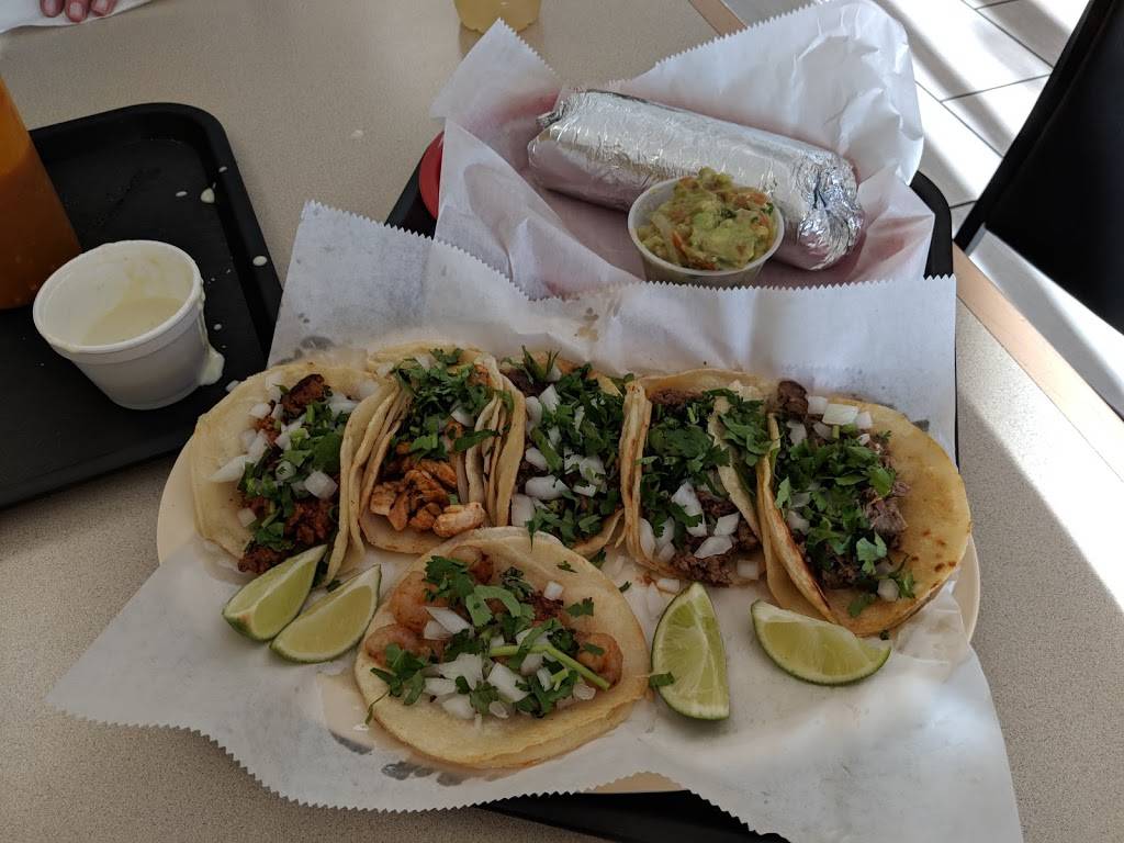 Speedy Burrito | restaurant | 307 W Main St, Lebanon, TN 37087, USA | 6157844071 OR +1 615-784-4071