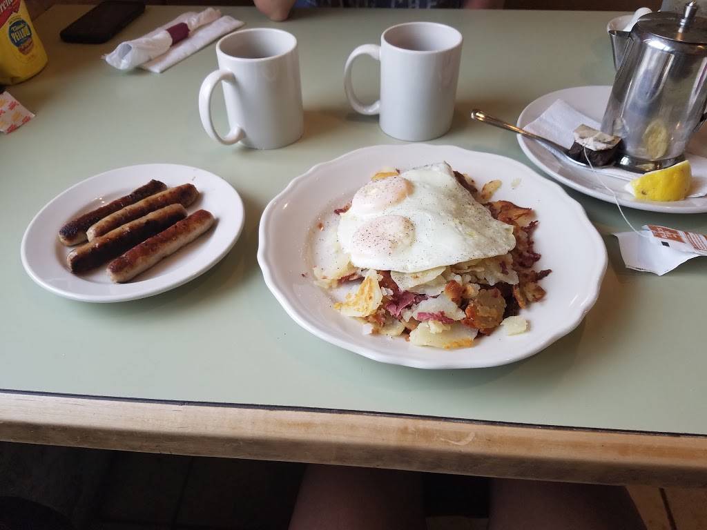 Apovini Grill | restaurant | 1536 N Crooks Rd, Clawson, MI 48017, USA | 2482887118 OR +1 248-288-7118