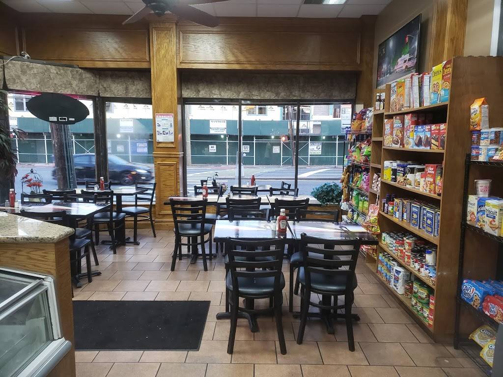 Bagels on the Boulevard | restaurant | 1728 Hylan Blvd, Staten Island, NY 10305, USA | 7186677800 OR +1 718-667-7800