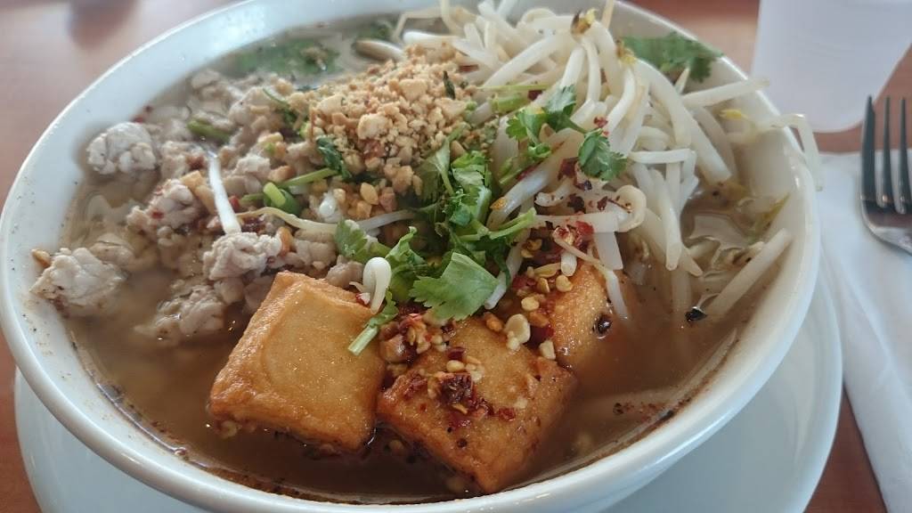 Phaya Thai Street Food | restaurant | 5645 N Post Rd, Indianapolis, IN 46216, USA | 3178027543 OR +1 317-802-7543