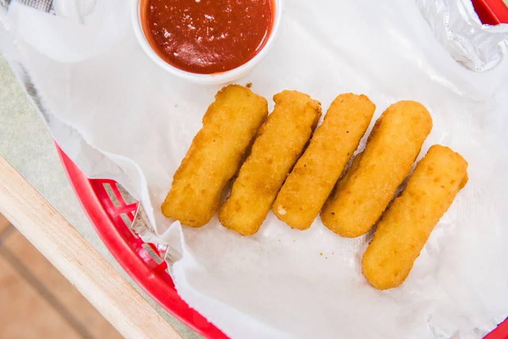 Coccos Pizza Folsom | restaurant | 331 MacDade Boulevard, Folsom, PA 19033, USA | 6104611179 OR +1 610-461-1179