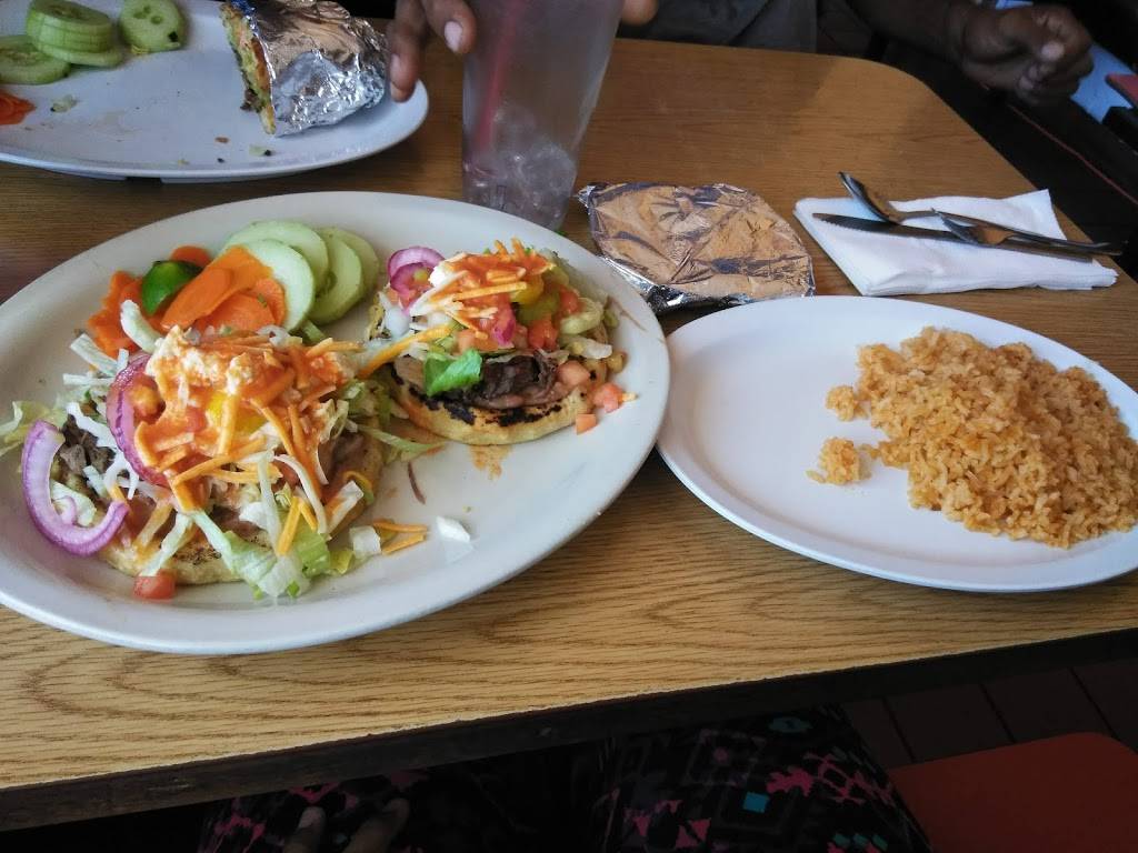 El Snappy Mexican Food And More | restaurant | 3520 S Central Ave, Phoenix, AZ 85040, USA | 6023170526 OR +1 602-317-0526