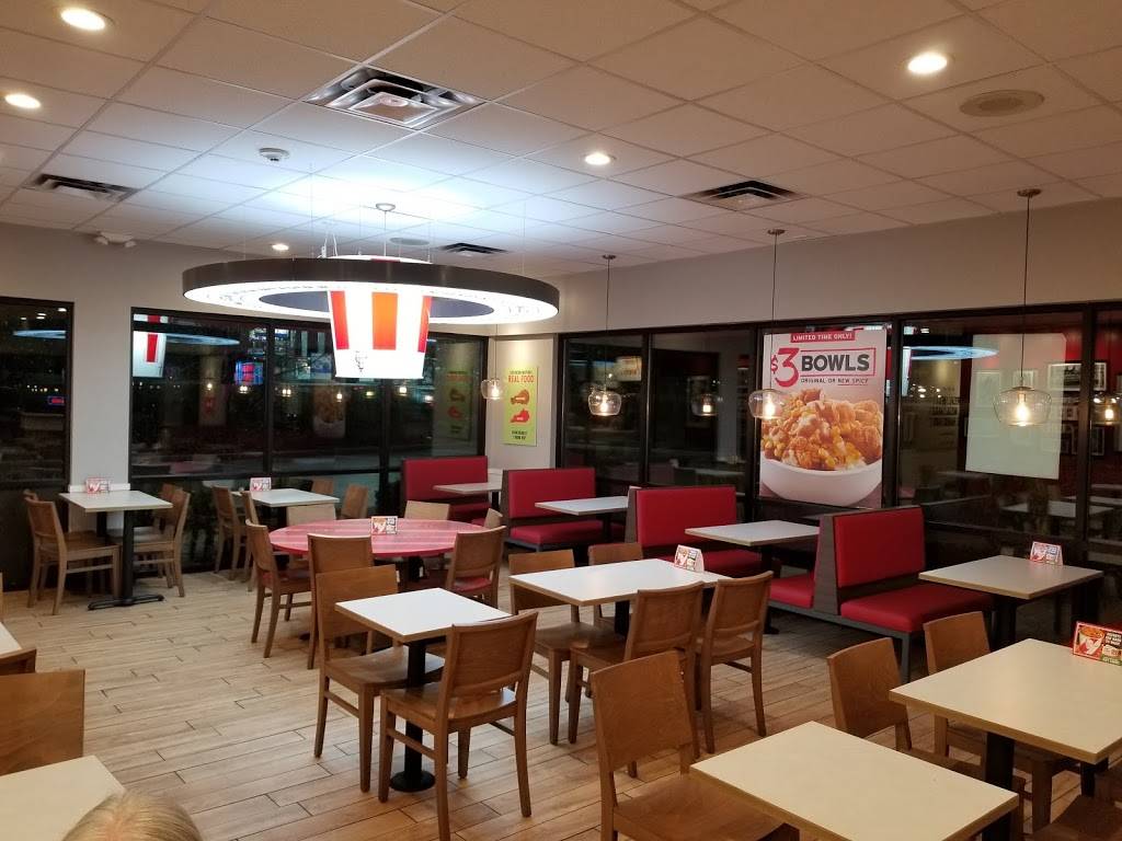 KFC | restaurant | 25925 Pacific Hwy S, Des Moines, WA 98198, USA | 2539412868 OR +1 253-941-2868