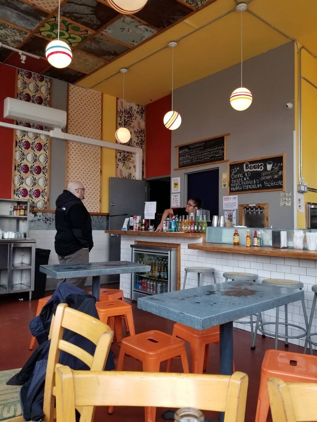 Oaxaca Taqueria | restaurant | 130 Grand St, Brooklyn, NY 11211, USA | 7183888804 OR +1 718-388-8804