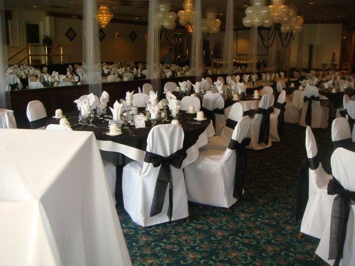 The Mirage Banquet Facility | restaurant | 709 Edgehill Dr, Johnstown, PA 15905, USA | 8142665071 OR +1 814-266-5071