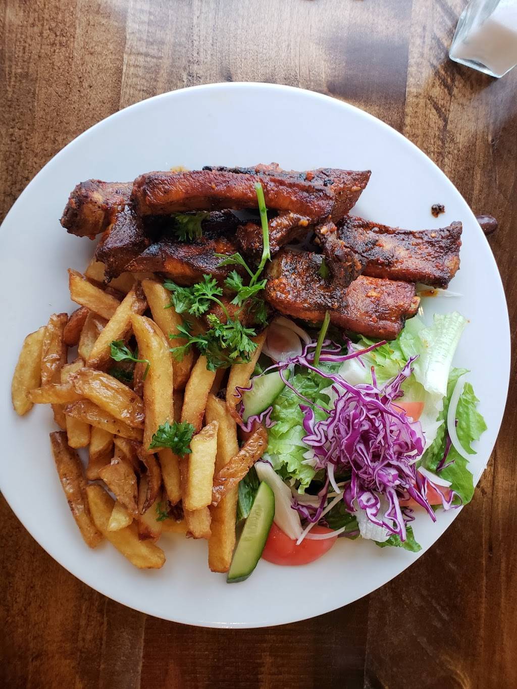 Churrasqueira Red Rooster Portuguese BBQ- bathurst | restaurant | 975 Major MacKenzie Dr W #1, Maple, ON L6A 4P8, Canada | 9054170075 OR +1 905-417-0075