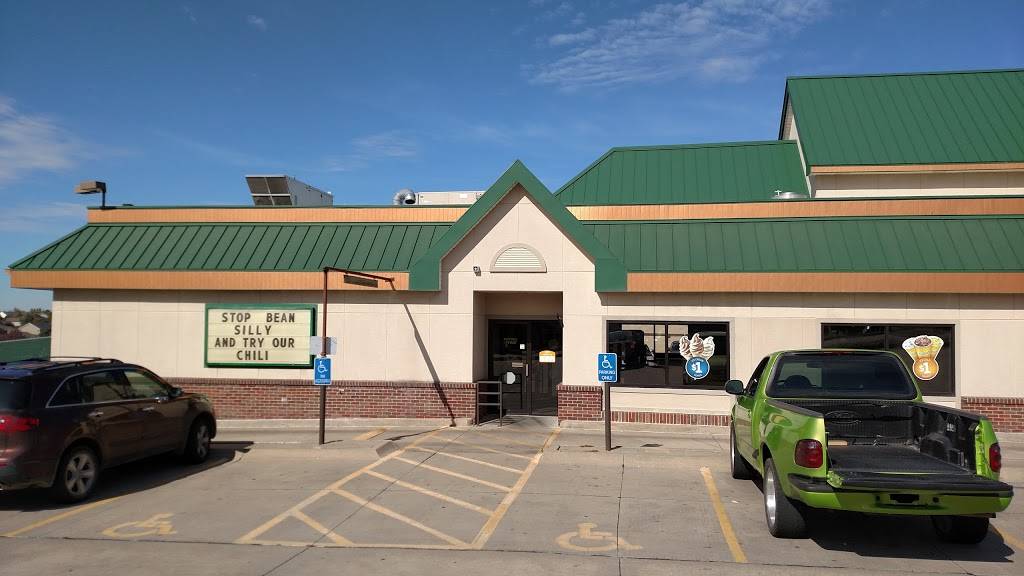 Runza Restaurant | restaurant | 7131 S 27th St, Lincoln, NE 68512, USA | 4024210808 OR +1 402-421-0808