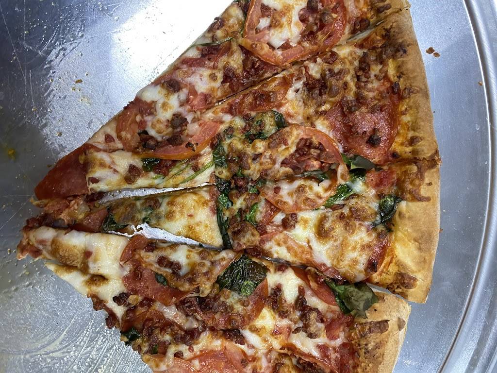 Vamos Pizza | restaurant | 565 W Oates Rd #140, Garland, TX 75043, USA | 4692067353 OR +1 469-206-7353