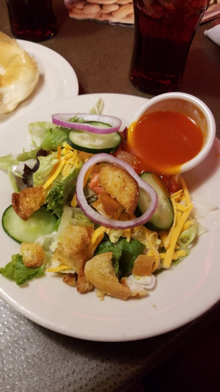 Logans Roadhouse | restaurant | 604 Carriage House Dr, Jackson, TN 38305, USA | 7316649902 OR +1 731-664-9902