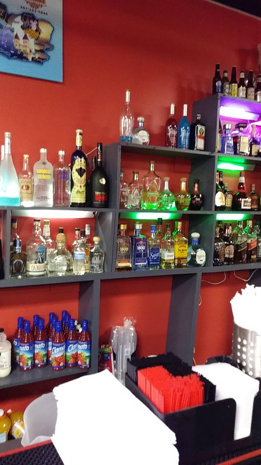 Mi Gran Mariachi | night club | 10841 Lanham Severn Rd, Glenn Dale, MD 20769, USA | 3012627846 OR +1 301-262-7846